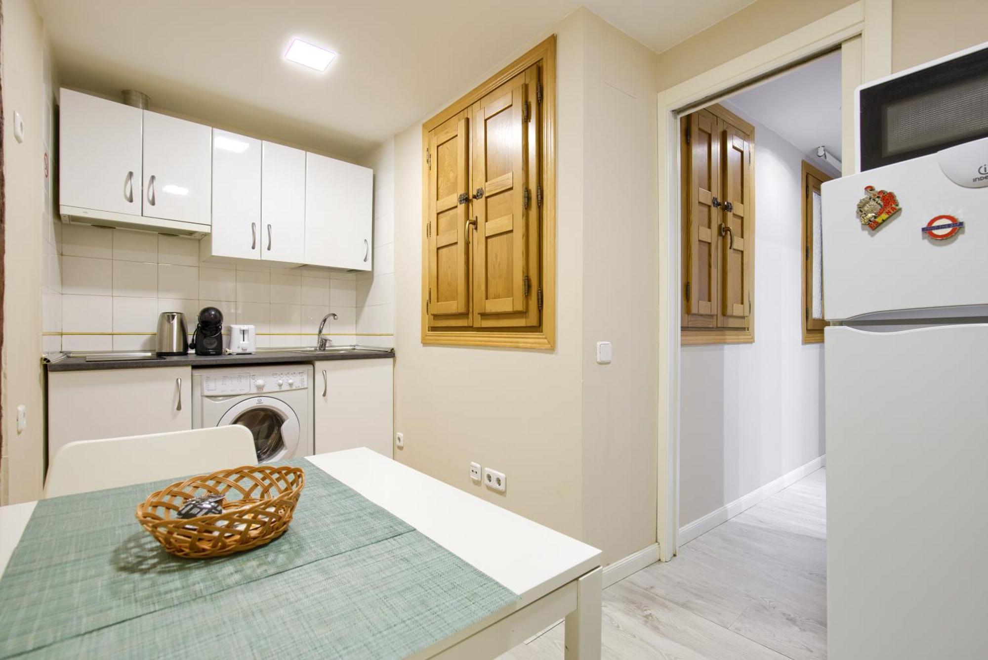 Apartamentos Ryc Алькала-де-Енарес Екстер'єр фото